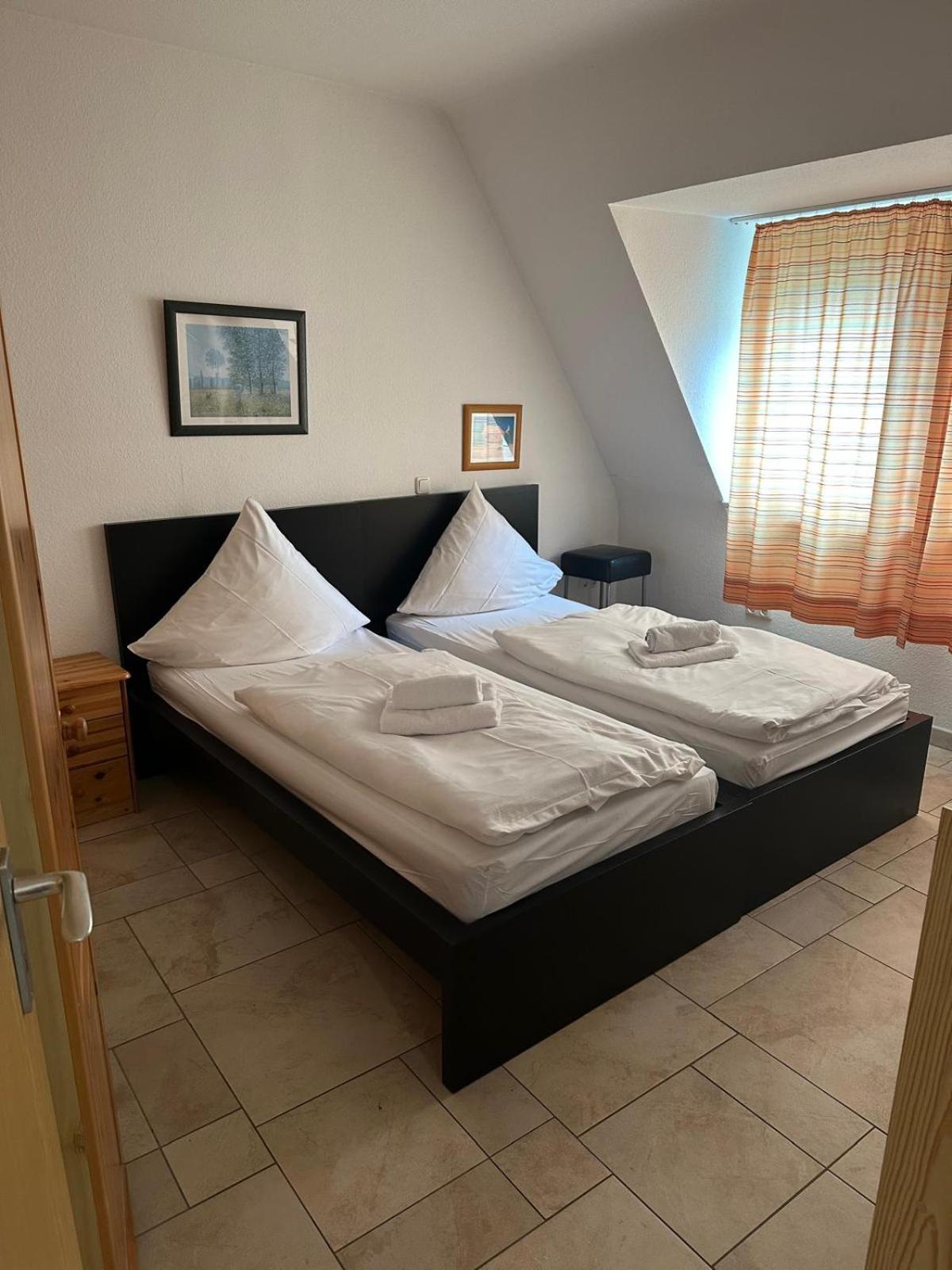 City Center - 4 Room Apartment With Kitchen And 2 Bathrooms Нюрнберг Екстериор снимка