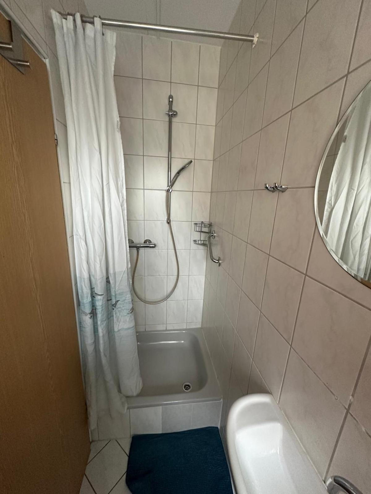 City Center - 4 Room Apartment With Kitchen And 2 Bathrooms Нюрнберг Екстериор снимка